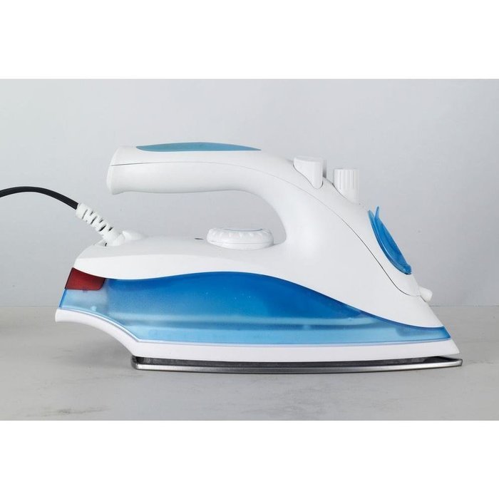Everstar ES-211 Steam Iron