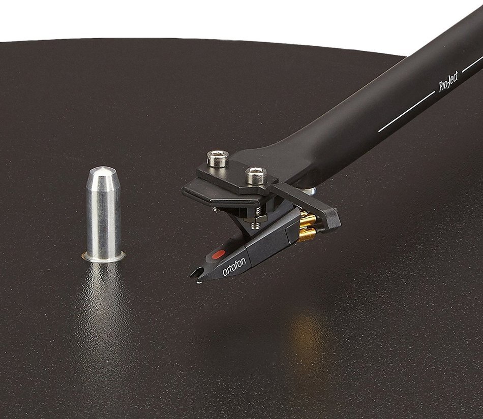 Pro-Ject Essentail II Turntable - Matte Red N22