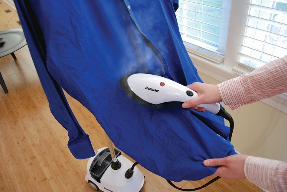 SteamFast SF-434 2-in-1 Upright Fabric Steamer and Iron N4