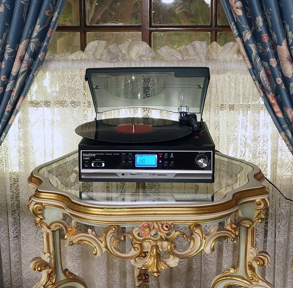 Boytone BT-16DJB-C 3-speed Stereo Turntable with 2 Built in Speakers Digital LCD Display + Supports USB/SD/AUX...