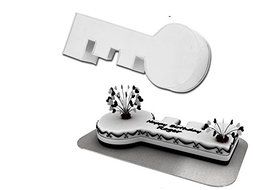 Euro Tins Novelty cake pans Key cake pan birthday party lock key cake tin 35cm