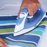 Professional Steam Iron with Nonstick Soleplate - Powerful Steam Output - Dry Iron Function - White/Blue 1200... N5