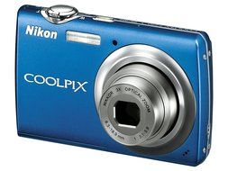 Nikon Coolpix S220 10MP Digital Camera with 3x Optical Zoom and 2.5 inch LCD (Graphite Black) N4