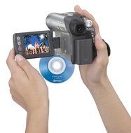 Sony DCR-DVD105 DVD Handycam Camcorder with 20x Optical Zoom (Discontinued by Manufacturer)