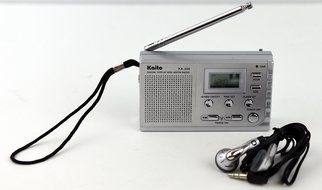 Kaito KA208 Mini size AM/ FM radio with LCD digital display, KA208 N2