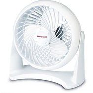 Kaz Honeywell HT-904 Portable Desk Tabletop Air Cooling Air Circulator Whole Fan Room Fan , White ,90 degrees,... N2