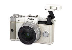 Pentax Q 12.4 MP CMOS Sensor Kit with 8.5mm 1.9 AL [IF] Prime Lens(Black)