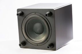 Axiim Q HD Wireless Home Theater 5.1 System