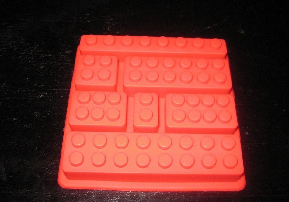 Make Bricks Candy Mold and Lego Cookie Set Birthday Party Favor Gift Set N3