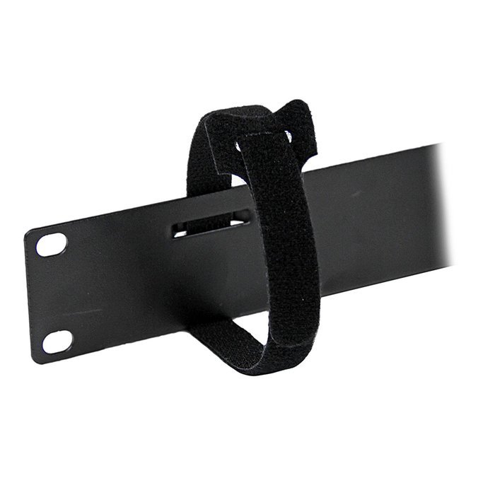 StarTech.com 2U Horizontal Finger Duct Rack Cable Management Panel with Cover CMDUCT2U Black