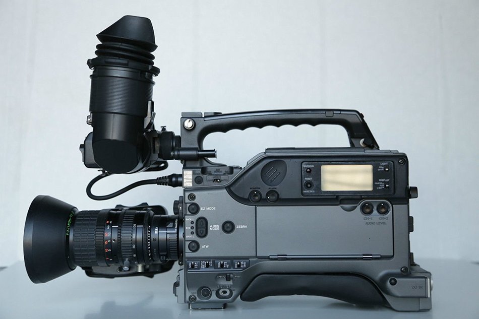 Sony Digital Camcorder DSR-300
