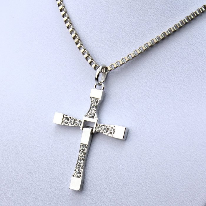 Vineds Fashion Furious Brave Mens Cross Pendant Necklace Chain Crystal Silver 24" Cool