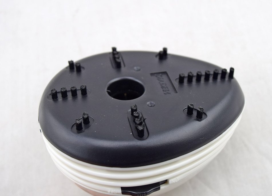 Noppor Mini Battery Dust Collector Vacuum Cleaner with Brush for Desktop Table Surface N2