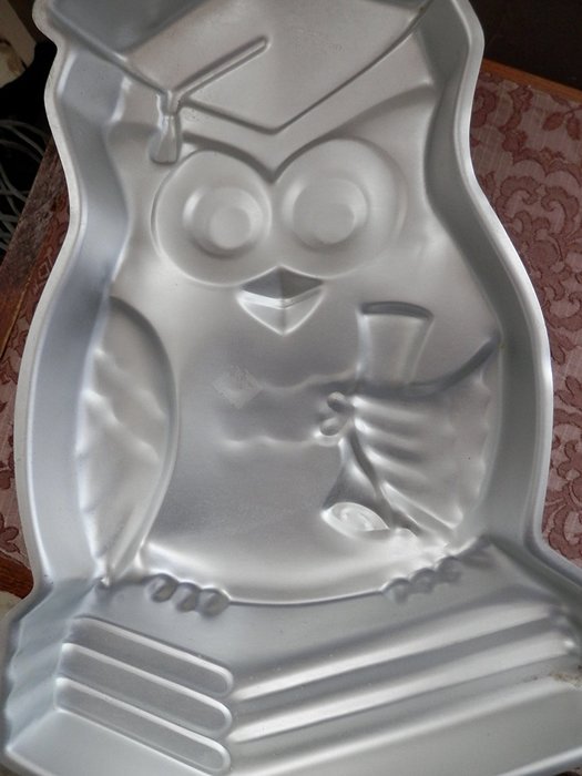 Amscan Cake Pan Graduation Owl/Graduate N2 free image download