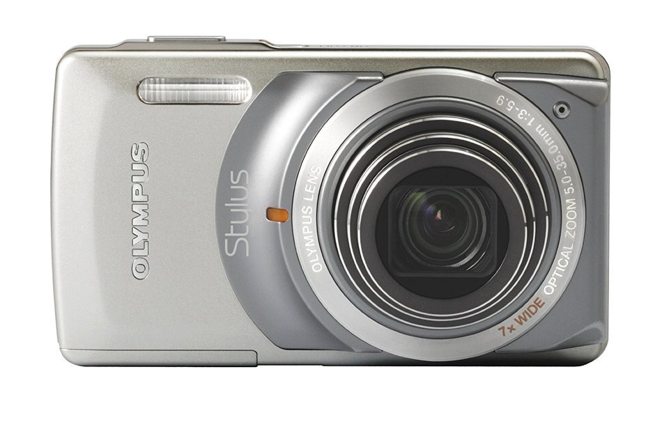 Olympus Stylus 7010 12MP Digital Camera with 7x Dual Image Stabilized Zoom and 2.7 inch LCD (Silver) N3