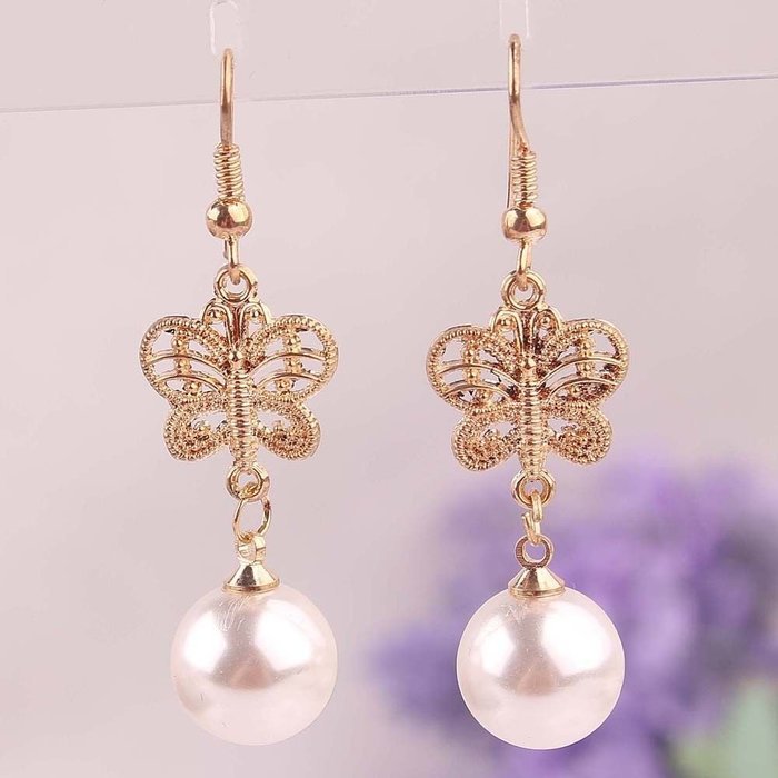 Women 14k Gold Plated Fashion Seashell Pearl Stud Earring C986 N2