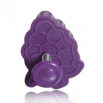 Man Friday Stereo DIY Cartoon Grapes Shape Cookie Cake Mold