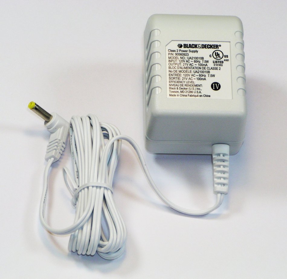 Black & Decker CHV1510 OEM Replacement Charger for # 90560923 (for CHV1510 Vacuum manufactured before December...