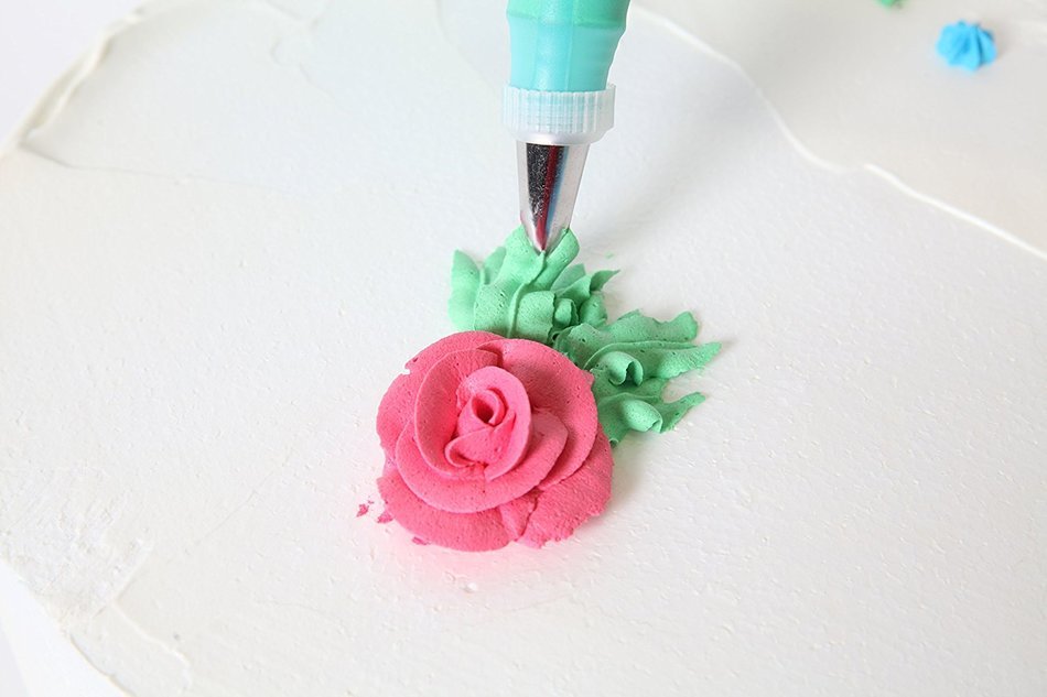 Cake Decoration Tips Set- 31pcs -by D-BEAR- WITH FREE reusable silicone pastry bag -26 Stainless Steel Tips -2... N2