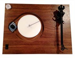 SOTA MOONBEAM series III Turntable with REGA S202 tonearm-Genuine Walnut finish-Made in USA! N5