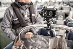 Veho VCC-A017-UPM MUVI HD Universal pole/bar mount for Bikes, Roll Cages, Boat Rigging with tripod mount N13