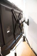 VIVO Universal Sound Bar Bracket Mount Below Wall Mounted TV / Fits 23"-65" (MOUNT-SPSB2)