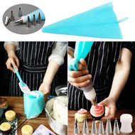 7-Piece Russian Piping Tips with One Coupler and One Silicone Pastry Piping Bag, SOOKOO Stainless Steel Ruffle... N3