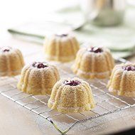 Nordic Ware Mini Bundt Cupcake Pan