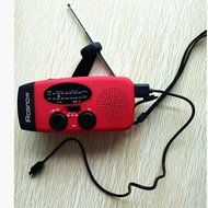 Designed and improved by iRonsnow&reg; IS-088U Emergency Solar Hand Crank Self Powered AM/FM/NOAA/WB Weather Radio N4