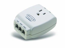 Belkin Single Outlet SurgeCube Surge Protector, 885 Joules (F9H100-CW)