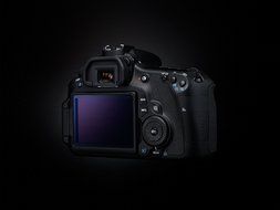 Canon EOS 60D 18 MP CMOS Digital SLR Camera with EF-S 18-200mm f/3.5-5.6 IS Lens (discontinued by manufacturer) N34