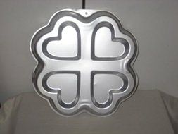 Vintage 1989 Wilton Heart Quartet Cake Baking Pan 2105-1414 (Retired)
