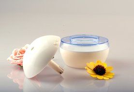 Ultrasonic Humidifier, Muzbao Aromatherapy Essential Oil Diffusers, 300 Ml Of Blue LED Night Light Function, Anhydrous...