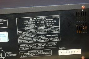 Pioneer LaserDisc &amp; CD Player Model CLD&ndash;S201 N5