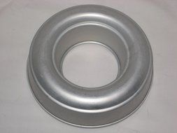 Vintage Mirro Aluminum 5 1/2 Cup - 8 1/2 x 2 1/2 Inch Cake Pan Mold USA