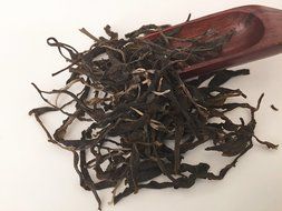 Yiwu Raw Arbor Puerh Tea Loose leaves 4 oz Bag