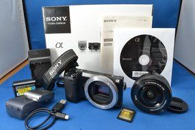 Sony Digital SLR Camera ? NEX-5RZoom Lens Kit Black NEX-5RL/B - International Version (No Warranty) N4