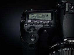 Canon EOS 60D 18 MP CMOS Digital SLR Camera with EF-S 18-200mm f/3.5-5.6 IS Lens (discontinued by manufacturer) N55