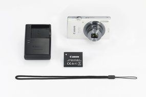 Canon PowerShot ELPH 160 (Silver) N15