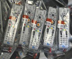 LOT 40 DIRECTV REMOTE RC65RX HR24 HR34 H24 H25 RF/IR + 80AA BATTERIES N2