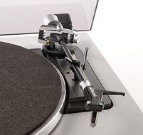 Thorens TD2402 Black Fully Automatic Three Speed Turntable N2