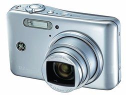GE E1250TW-SL 12MP Digital Camera with 5X Optical Zoom and 3.0 Inch LCD with Auto Brightness - Silver