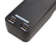 Cable Matters 6-Rotating Outlet Surge Protector Power Strip with 3.4A Dual USB Charging N23