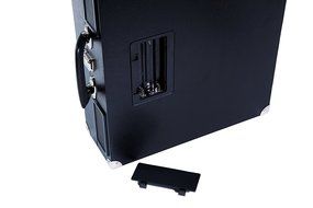 TechPlay ODC5E-BK AC/DC Portable suitcase 3 SPEED TURNTABLE WITH PC LINK AND BUILT-IN SPEAKER N4