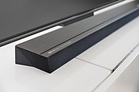 Definitive Technology W Studio Micro Ultra-Slim 3.1 Wireless Sound Bar &amp; Wi-Fi Music Streaming System N2