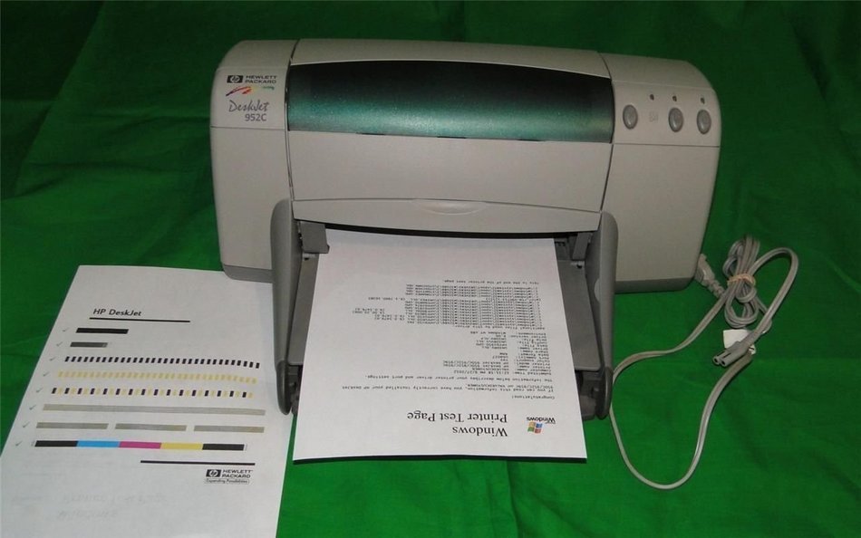 HP Deskjet 952C Standard Inkjet Printer