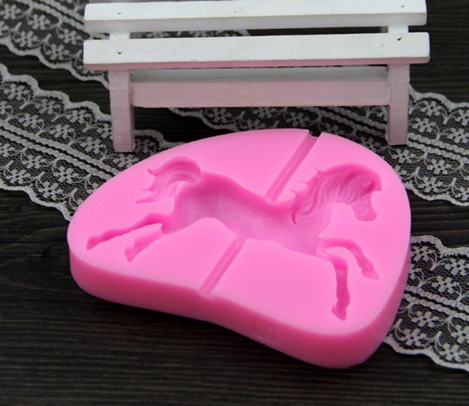 C-Pioneer Silicone Cake Bread Chocolate Jelly Candy Baking Mould Craft Mold with Hand Made Pack of 1 PC