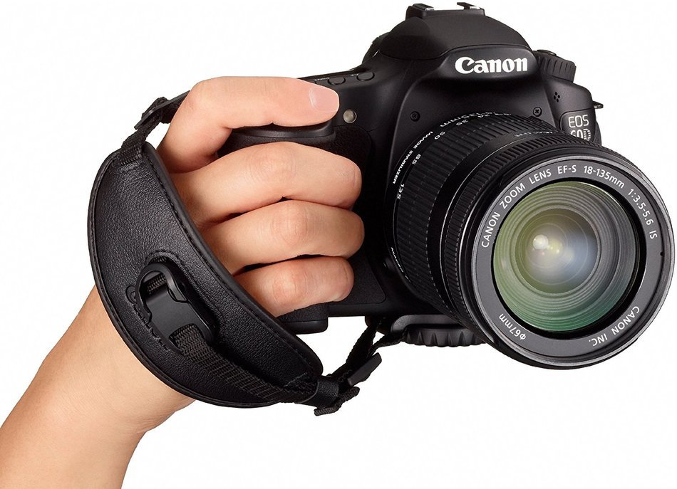 Canon EOS 60D 18 MP CMOS Digital SLR Camera with EF-S 18-200mm f/3.5-5.6 IS Lens (discontinued by manufacturer) N29