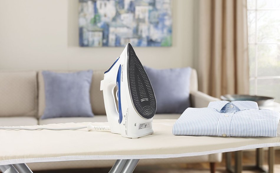 Rowenta DW2070 Effective Comfort 1600-Watt Steam Iron Stainless Steel Soleplate with Auto-Off, 300-Hole, Blue N5