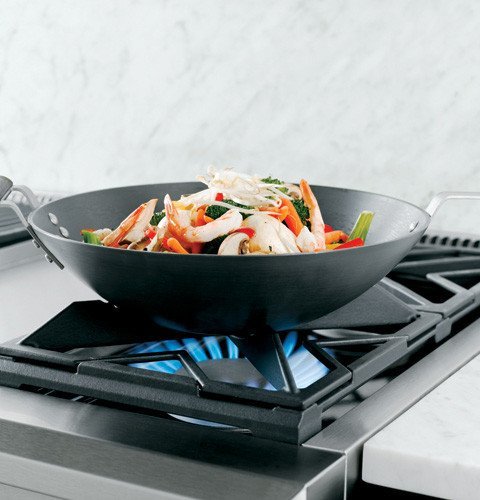 GE Monogram 30" ZDP304LPSS 30 Inch Pro-Style Liquid Propane Dual-Fuel Stainless Steel Gas Range w/ Convection... N2